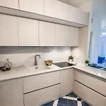 Acquamarina Luxury With Panoramic Marina View 奧爾比亞