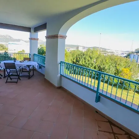 Acquamarina Luxury With Panoramic Marina View דירה *