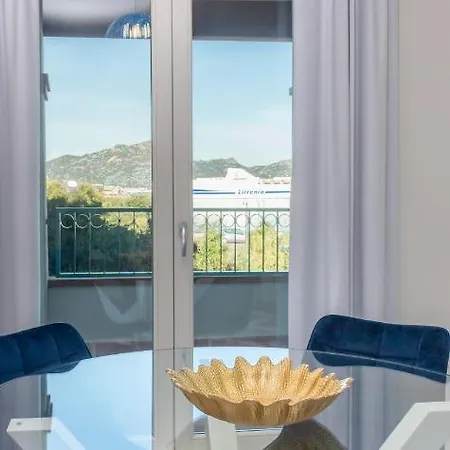 דירה Acquamarina Luxury With Panoramic Marina View אולביה