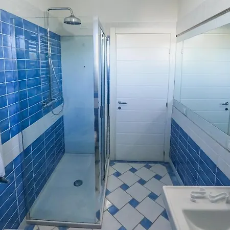 Acquamarina Luxury With Panoramic Marina View * אולביה